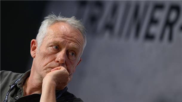 DFB will mehr Bewegung bei Kindern und Jugendlichen fördern Christian Streich gehört zu den Unterstützern einer Bewegungsinitiative des DFB. (Archivbild)