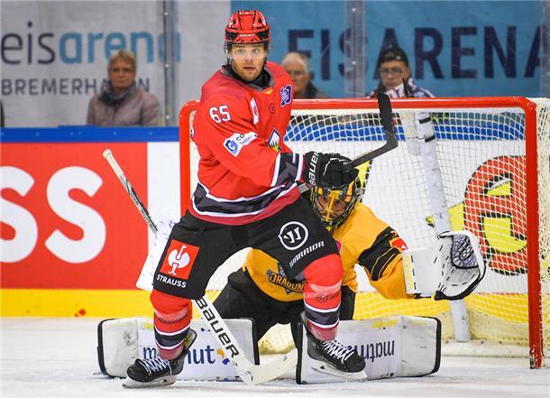 Die CHL-Playoffs winken: Pinguins feiern Sieg gegen Rouen Christian Wejse erzielte das 3:2 für die Fischtown Pinguins.