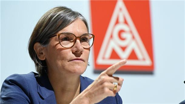 IG-Metall-Chefin: Regierung fehlt Strategie für Industrie Christiane Benner, Chefin der IG Metall, bei einem Gewerkschaftstag der Industriegewerkschaft.
