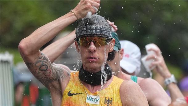 Nach WM-Enttäuschung: Geher Linke macht den Mertesacker Christopher Linke belegte über die 35 Kilometer im Gehen den 14. Platz.