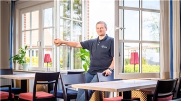  Claus Seebeck betreibt in Flögeln einen familiengeführten Landgasthof. Foto: Hartmann
