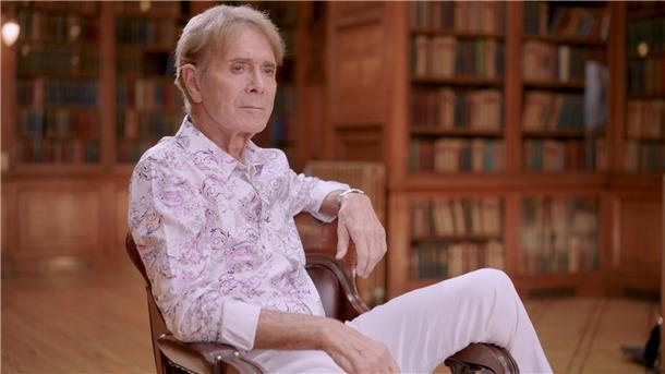 Zwischen Kult und Kitsch: Cliff Richards Orchester-Album Cliff Richard hat seine Hits zu Swing-Nummern umgewandelt.