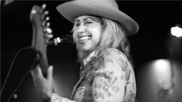 Diese Woche hat kulturell viel zu bieten: Von Plattfischfängern bis zu Elvis im Schlafzimmer Courtney Yasmineh ist Countrysängerin und auf ihrer Europa-Tournee macht sie am Dienstag, 3. Oktober, Gastspiel-Station in der Dedesdorfer "Weserperle".