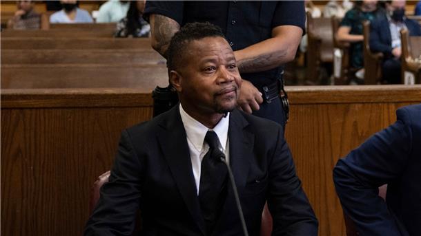 Belästigungsklage: Gooding Jr. muss nicht in Haft Cuba Gooding Jr. erschien wegen Belästigungsvorwürfen vor Gericht.