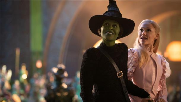 Die Kinostarts der Woche Cynthia Erivo (l) als Elphaba und Ariana Grande als Glinda.