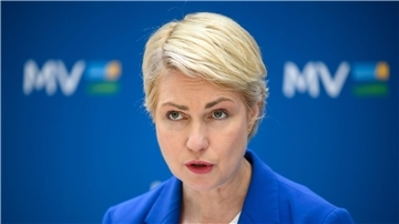 Da der Bundespräsident im Urlaub ist, hat Bundesratspräsidentin Manuela Schwesig das Cannabis-Gesetz unterzeichnet.