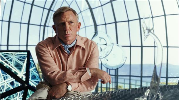 Daniel Craig als Detective Benoit Blanc in „Glass Onion: A Knives Out Mystery“.