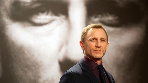 Daniel Craig