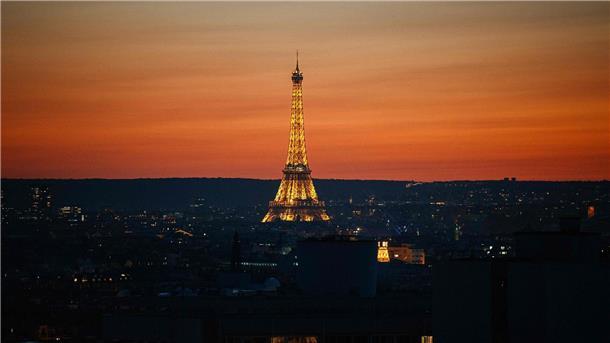 „Lonely Planet“: Deutschland 2024 keine Reise wert Darf natürlich nicht fehlen: Die Hauptstadt der Liebe, Paris.