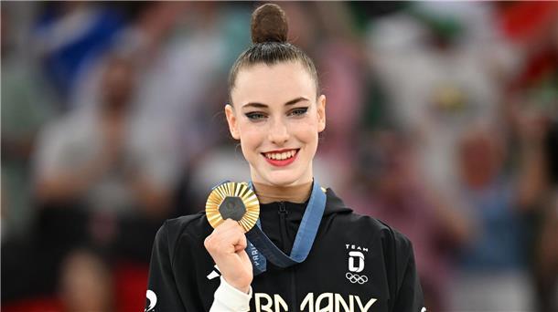 „Bedeutet mir alles“: Varfolomeev Gymnastik-Olympiasiegerin Darja Varfolomeev ist erste deutsche Gymnastik-Olympiasiegerin.