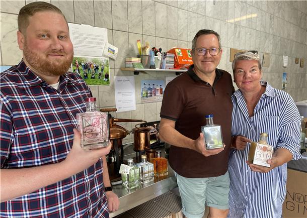 Daryn, Dirk und Birthe Vowinkel sind Norgin. Mit ihrem Gin haben sie in nur fünf Jahren eine erstaunliche Erfolgsgeschichte geschrieben.