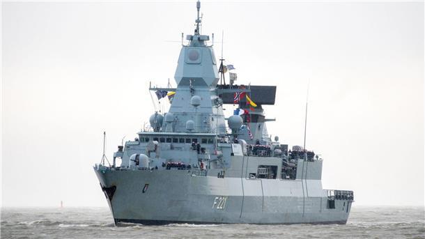 EU-Militäreinsatz beschlossen: Fregatte „Hessen“ ausgelaufen Das 143 Meter lange Schiff wurde speziell für den Geleitschutz und die Seeraumkontrolle konzipiert.