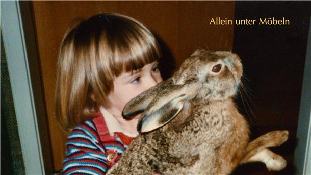 Leipziger Band Hotel Rimini veröffentlicht erstes Album Das Album „Allein unter Möbeln“ von Hotel Rimini ist am 27. Oktober via self-release erschienen.