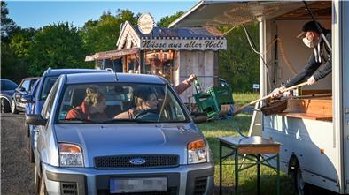 Das Autokino von Manuel Rohlfs Weser Stage startet auf dem Metro-Gelände in Debstedt.