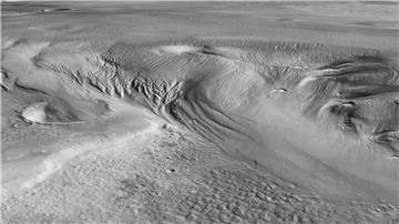 Das Bild zeigt die Region Eumenides Dorsum in der Formation Medusae Fossae, wo vermutlich die dickste eishaltige Ablagerung zu finden ist.