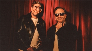 Das Bluesrock-Duo The Black Keys hat sich für die neue Platte „Ohio Players“ Unterstützung von Musikerkollegen geholt.