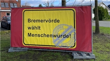 Das Bremervörder Bündnis für Demokratie und Menschenwürde ruft dazu auf, sich am Gedenkmarsch „steps to remember“ zu beteiligen.