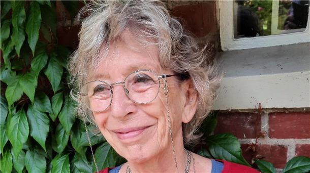 Was das Buch übers Leben einer Farmerin mit der „Leselust“ Beverstedt zu tun hat Das Buch „Die Farm in den grünen Bergen“ hat Susanne Pross vor Jahrzehnten zum ersten Mal gelesen - und schon damals hat es sie gefesselt.