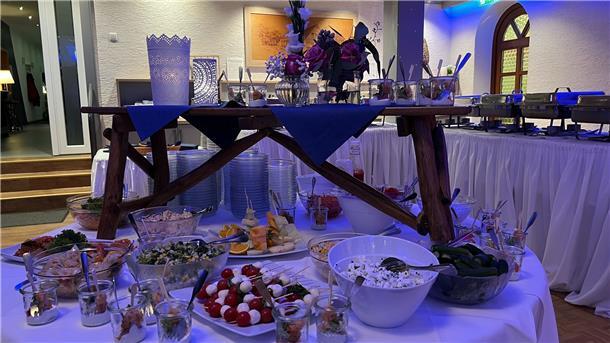 Das Buffet im Gasthof Seebeck ist vorbereitet.
