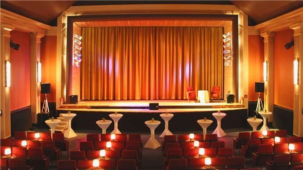 Mutige Bürger retten ihre Kulturstätte Das Centraltheater vor der Sanierung: Der große Saal hat einen ganz besonderen Charme. Und der sollte erhalten bleiben.