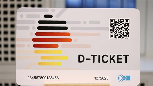 Mit dem Jobticket: Deutschland-Abo sogar für 34,30 Euro Das Deutschlandticket für den bundesweiten Nah- und Regionalverkehr zum Preis von 49 Euro im Monat soll vom 1. Mai an gelten.