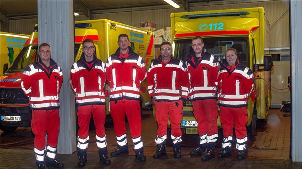 Die Wesermarsch feiert ausgelassen ins neue Jahr Das diensthabende Team der Nordenhamer Rettungswache verbrachte eine vergleichsweise ruhige Silvesternacht.