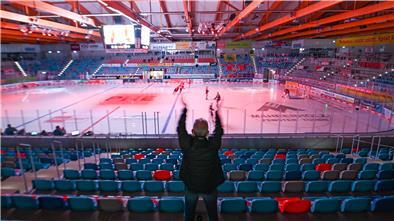 Das Eishockey ist zurück. Am 17. Dezember startet die DEL mit Geisterspielen in die Saison.