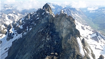 Das Fluchthorn in Tirol - ein Berg schrumpft.