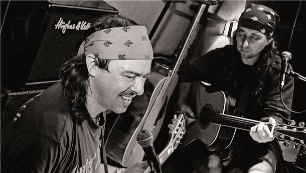 Verlosung: Gitarren-Duo „Onkel Tom & Huck“ tritt in Otterndorf auf Bandfoto des Gitarren-Duos Onkel Tom und Huck