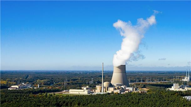 Mehrheit für AKW-Weiterbetrieb auch nach April 2023 Das Kernkraftwerk Emsland im niedersächsischen Lingen.