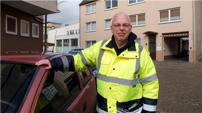Das Klinikum Reinkenheide hat Freiwillige gesucht, die im Ernstfall des Coronavirus aushelfen können. Ralf Schnedler hat sich gemeldet.