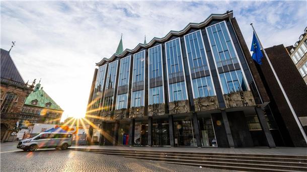 Internationale Baumwolltagung wird in Bremen eröffnet Das Landesparlament befindet sich in der Innenstadt am Bremer Marktplatz.