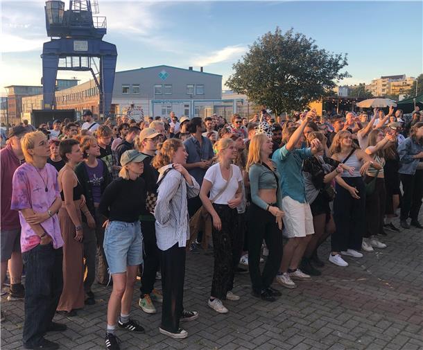 Das NEUS-Musikfestival war schon am ersten Abend gut besucht.