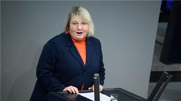 SPD lehnt FDP-Vorstoß für Nachbesserung an Rentenpaket ab Das Rentenpaket setze den Koalitionsvertrag eins zu eins um, so Katja Mast.