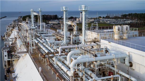 Jetzt auch an der Ostsee: LNG-Terminal in Lubmin in Betrieb Das schwimmende LNG-Terminal „Neptune“ im vorpommerschen Lubmin.