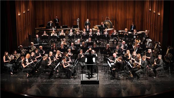 Das sinfonische Blasorchester Wehdel gibt wieder ein sinfonisches Konzert im Stadttheater Bremerhaven.