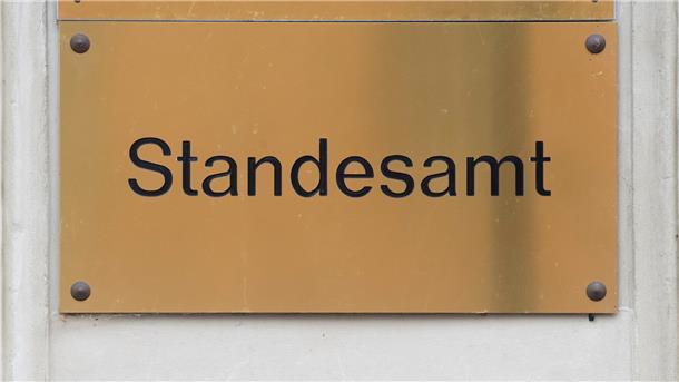 Das Standesamt in Bremerhaven soll Bündnis Deutschland besetzen - doch möglicherweise wird das Stadtparlament den Kandidaten ablehnen. 