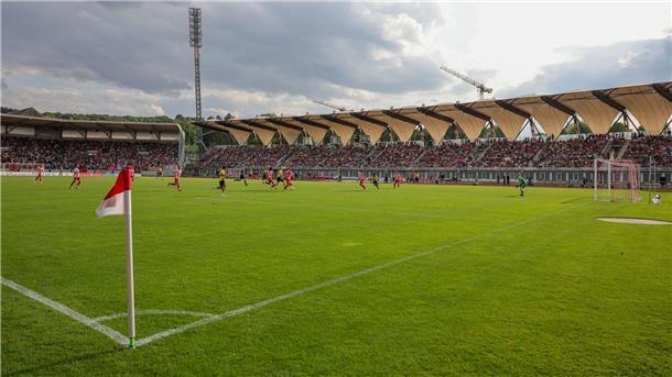 Viertligist Erfurt sucht Trikotsponsor per Gewinnspiel Das Steigerwaldstadion in Erfurt. Der Club sucht einen Trikotpsonsor per Gewinnspiel.
