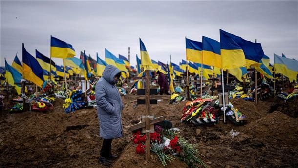 Das Sterben nimmt kein Ende: Auch an Weihnachten lässt der Kreml Raketen auf das Nachbarland Ukraine abfeuern. (Symbolbild)
