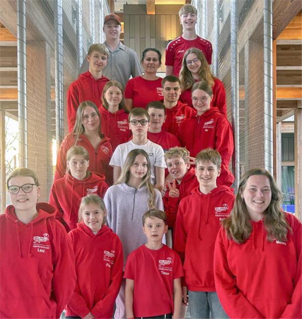 Das Team der DLRG-Ortsgruppe Bremervörde nahm mit Erfolg an den Landesmeisterschaften in Langenhagen teil.