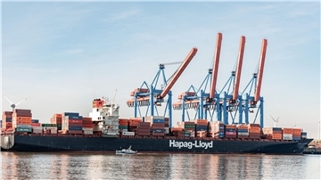 Das Terminal Altenwerder: Der für den Güterumschlag bedeutendste deutsche Seehafen ist Hamburg.