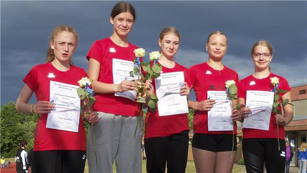 Das Vierkampf-Team des TSV Bremervörde als frisch gebackene Landesmeisterinnen: (von links) Lahja Diekmann, Mina Kosch, Tamia Kett, Stine Wittich und Marit Hinck. 