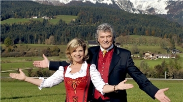 Das Volkmusikpaar Marianne und Michael: 50 Jahre sind die beiden in diesem Sommer zusammen, 50 Jahre stehen sie gemeinsam auf der Bühne.