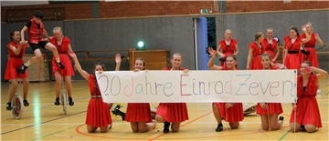 Einrad-Girls