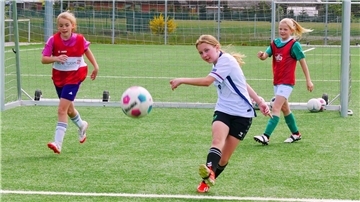 Das Ziel der Fußball Mädchen der KGS Sittensen ist klar: Sie wollen das Finale bei "Jugend trainiert für Olympia" erreichen.