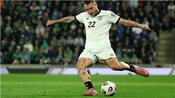 David Raum war auch beim 1:0-Sieg der deutschen Nationalmannschaft in Belfast am Ball.
