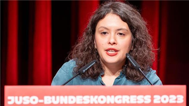 Delara Burkhardt, Juso-Spitzenkandidatin zur Europawahl.
