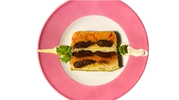 Dem Sonnenverlauf folgend ist der zweite Gang eine vorderasiatische Terrine.