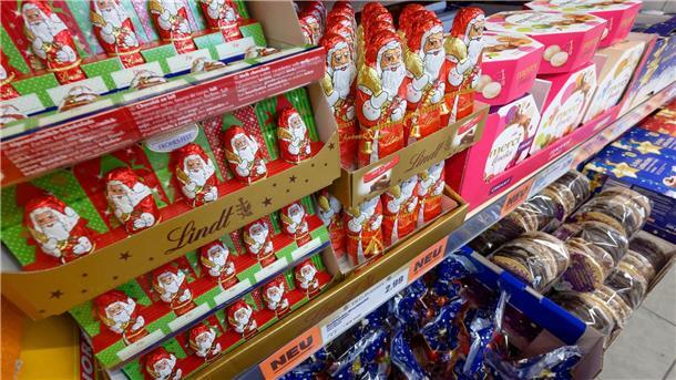 Den Handelsunternehmen zufolge gibt es bereits im August und September eine große Nachfrage nach Weihnachtsgebäck.