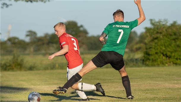 1. FC Nordenham wandelt auf den Spuren des FC Bayern München Der 1. FC Nordenham gewinnt in der Fußball-Kreisliga beim SV Phiesewarden.